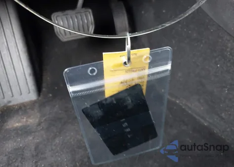 2019 Tesla Model 3 Long Range/Mid Range/Standard Range/Standard Range Plus z USA, uszkodzony, nr VIN 5YJ3E1EA0KF309137